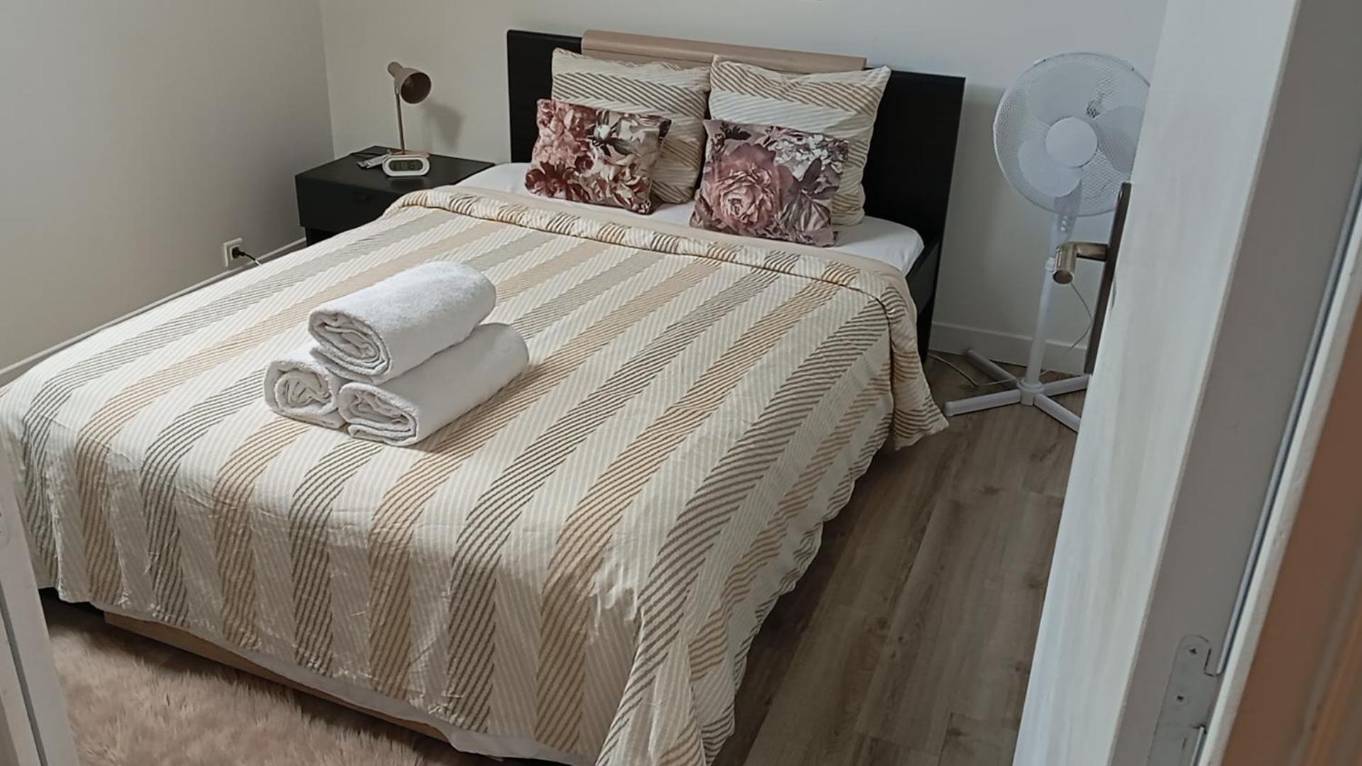 Appartement 2pieces Paris *